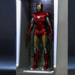 Hot Toys Marvel Miniature: Iron Man 3 (Mark 6 with Hall of Armor) Figura Játék (4895228601018)