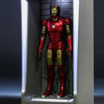 Hot Toys Marvel Miniature: Iron Man 3 (Mark 3 with Hall of Armor) Figura Játék (4895228600967)