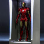 Hot Toys Marvel Miniature: Iron Man 3 (Mark 4 with Hall of Armor) Figura Játék (4895228600998)