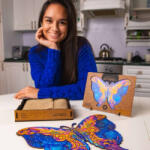 Unidragon Puzzle Intergalaxy Butterfly mediu 700 piese 60x44 cm lemn UE06355 (444679) Puzzle