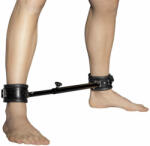 ZADO - kis lábterpesztő rúd (fekete) - erotikashow