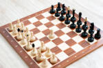  Eredeti cseh sakk juharfa sakktáblával