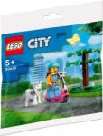 LEGO® City - Kutyapark és robogó (30639)