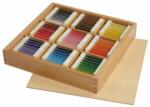 Betzold Set de 63 placute colorate intr-o cutie din lemn (Vin85788)