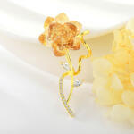  Arannyal bevont exkluzív virágszál bross pezsgőszínű Swarovski kristályokkal (0687. ) (XR09595F)