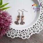 Kristály Jóga Shop Dendrites opál (merlinit) 8 mm-es ásvány fülbevaló, lótusszal