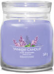 Yankee Candle Lilac Blossoms lumânare mijlocie Signature 368 g