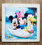  Puzzle mic din lemn cu 9 piese Mickey Mouse- Plimbare cu barca (101662)