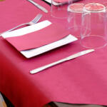 Mapelor Airspun víztaszító nemszőtt textil asztalterítő 100x100 cm - bordó