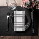 Mapelor Textúrált szalvéta 30x40 cm 1/6 hajtás 50 lap/csomag - Napoles fekete