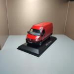 MINICHAMPS Opel Movano Red 20071/43 (22260)