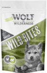 Wolf of Wilderness Wolf of Wilderness Testează: Hrană uscată, umedă, snackuri câini - Snack: Wild Bites Junior Green Fields Miel (180g)