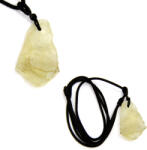  Pandantiv Lybian Desert Glass Cristal Natural Rar cu Snur 37x24x12 mm