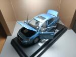 MINICHAMPS VW Passat B6 scala 1/241/43 (23312)
