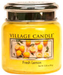 Village Candle Lumânare parfumată - Fresh Lemon Timp de ardere: 25 de ore