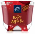 Glade Warm Apple Pie illatgyertya illattal Apple, Cinnamon, Baked Crisp 224 g