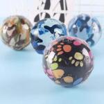 BPS 7416 Kutyajáték mintás sipoló labda külsö átlátszó gumiréteg dombor mintával 6 cm (8433298074163)