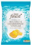 Tesco Finest tengeri só és Chardonnay borecet ízű hullámos burgonyachips 150 g