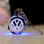  Volkswagen világító kulcstartó - lézergravírozott