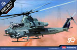 Academy Modell készlet helikopter 12127 - USMC AH-1Z "Shark Mouth" (1: 35) (36-12127)