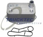 Trucktec Automotive Olajhűtő, motorolaj TRUCKTEC AUTOMOTIVE 08.18. 015