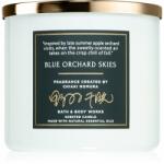 Bath & Body Works Blue Orchard Skies lumânare parfumată 411 g