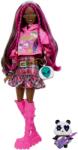 Mattel HKP93 Barbie Extra rózsaszín ruhás kockás szoknyás igura (HKP93)