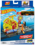 Mattel Hot Wheels City Explorer Speedy Pizza Pick Up (MTHMD53_HKX44) - mtoys