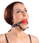 Guilty Топка за уста с отвори и колан за брадичка "simple ball gag" 4.5 см