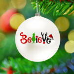 Deconline Customs Fehér műanyag karácsonyfa gömb grincs, believe felirattal 10 cm (W10CM-Believe)
