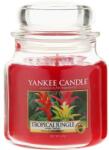 Yankee Candle Lumânare parfumată în borcan - Yankee Candle Tropical Jungle 411 g