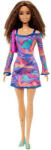 Mattel Barbie Fashionista barátnők stílusos divatbaba - színes-márvány mintás ruhában (RG3642)