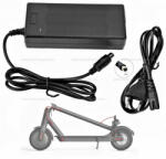 Töltő 42V 2.0A - elektromos rollerhez