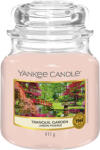 Yankee Candle Quiet Garden, Lumanare in borcan de sticla 411 g (NW3477113)