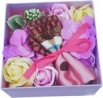 Onore Aranjament floral, Trandafiri, roz si galben + Flori, mov si lila + Perlute + Esarfa, roz, microfibra, 147 x 48 cm, model buline