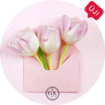 Gyertyakovács Rózsaszín tulipánok borítékban tortaostya