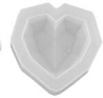  Szilikon geometriai szív forma, opál fehér, 5, 7 x 5, 3 x 1, 5 cm (5995206013204)