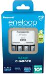 Panasonic K-KJ51MCD04E akkumulátor töltő időzítővel 4 db AAA 800mAh akkumulátorral (K-KJ51MCD04E)