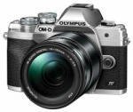 Olympus E-M10IV 14-150mm f/4-5.6 II Kit Silver (V207130SE040) Digitális fényképezőgép
