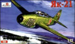 Amodel Yakovlev Yak-21 Soviet jet fighter 1: 72 (AMO7247)