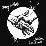 Waving The Guns Eine Hand Bricht Die Ande - facethemusic - 11 590 Ft