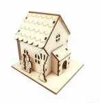  Ledes fa házikó, mérete: 95x90x85 mm