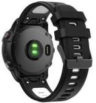 gigapack 22mm szilikon, QuickFit csatlakozású Garmin pótszíj fekete-fehér (GP-149191)