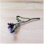  Virágszálacska, kékeslila. Teljes hossza: 10 cm, virág mérete: 15x15 mm