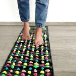 Huayuewei Kavicsokkal ellátott akupresszúrás masszázs szőnyeg Méret: 120 cm