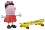 Hasbro Peppa Pig: Peppa Pig în cască de protecție cu skateboard set figurine - Hasbro (F2179/F3758) Figurina