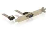 Delock Slot kivezetés -> 1x serial port (82768) (82768)