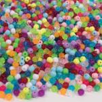 Playbox PlayBox: Színes kerek 2000db-os gyöngy szett (2472100) - innotechshop