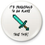 printfashion Veszélyes egyedül, ezt vidd magaddal! - Kitűző, hűtőmágnes - Fehér (3078949)