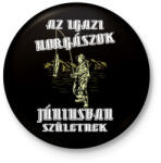 printfashion Júniusi horgász - Kitűző, hűtőmágnes - Fekete (4766535)